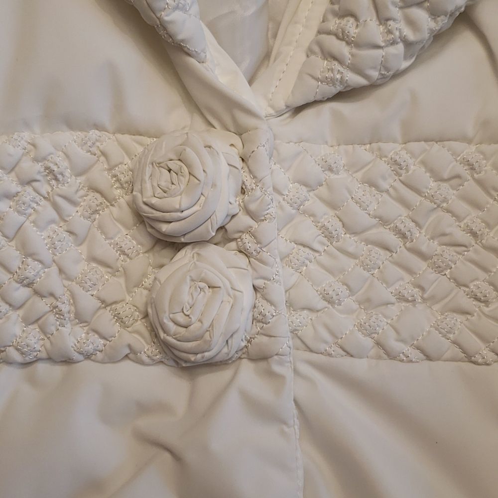 White Fashion Jacket - Picture 5 of 8
